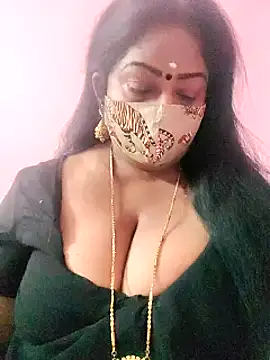Snapshot of maniisha chatting on 02-05-25, 06:26 maniisha online show from 02-05-25, 06:26