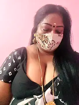 Snapshot of maniisha chatting on 02-08-25, 05:29 maniisha online show from 02-08-25, 05:29