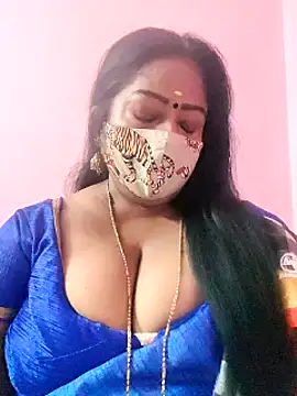 Snapshot of maniisha chatting on 02-17-25, 07:21 maniisha online show from 02-17-25, 07:21