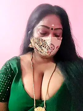 Snapshot of maniisha chatting on 03-03-25, 05:50 maniisha online show from 03-03-25, 05:50