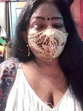 Snapshot of maniisha chatting on 05-03-26, 07:09 maniisha online show from 05-03-26, 07:09