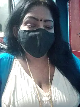 Snapshot of maniisha chatting on 05-10-26, 03:28 maniisha online show from 05-10-26, 03:28