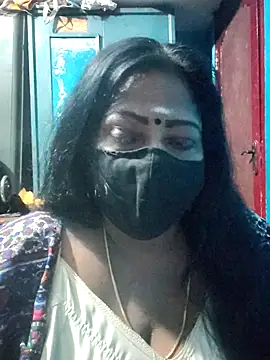 Snapshot of maniisha chatting on 05-14-26, 04:25 maniisha online show from 05-14-26, 04:25