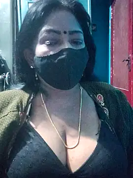 Snapshot of maniisha chatting on 05-15-26, 04:25 maniisha online show from 05-15-26, 04:25