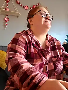 Snapshot of Tallulah-mae-xoxox chatting on 11-20-25, 09:09 Tallulah-mae-xoxox online show from 11-20-25, 09:09