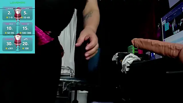 bigassruby45 online show from 12-19-24, 12:02