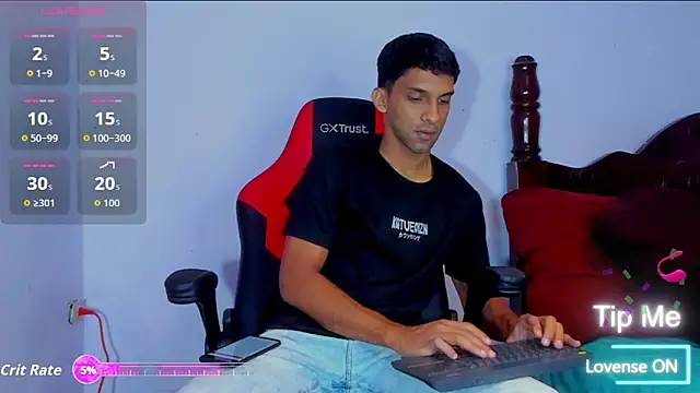 Snapshot of mike_shelby21 chatting on 11-04-25, 02:43 mike shelby21 online show from 11-04-25, 02:43