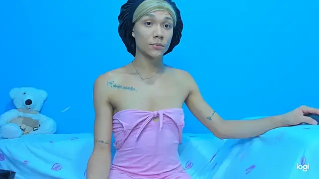 Snapshot of StassieBell chatting on 11-13-25, 06:01 StassieBell online show from 11-13-25, 06:01