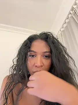 IamCrystal2 online show from 05-15-26, 11:34