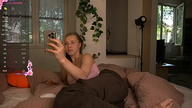 ArianaMur online show from 06-17-26, 09:34