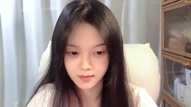 Snapshot of max688 chatting on 11-14-25, 11:42 max688 online show from 11-14-25, 11:42