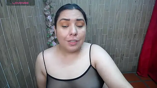 Snapshot of solyeria chatting on 07-26-26, 02:09 solyeria online show from 07-26-26, 02:09