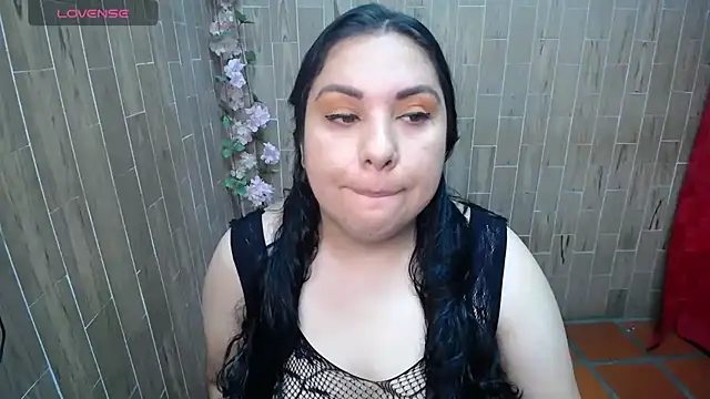 Snapshot of solyeria chatting on 07-31-26, 10:09 solyeria online show from 07-31-26, 10:09
