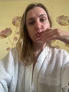 Bia sexynovaes online show from 06-05-26, 01:06