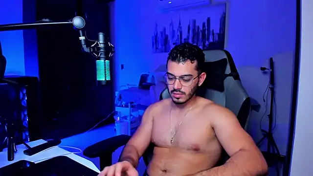 BrunoD31 online show from 12-05-25, 05:38