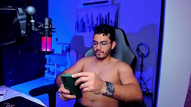 BrunoD31 online show from 04-09-26, 04:23