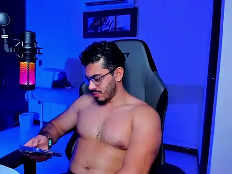 BrunoD31 online show from 07-16-26, 04:18