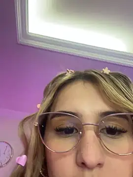 sophijenner online show from 03-17-25, 02:12