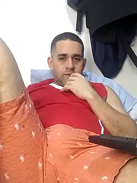 Snapshot of CRISTHIAN_GREY01 chatting on 03-14-25, 05:16 CRISTHIAN GREY01 online show from 03-14-25, 05:16