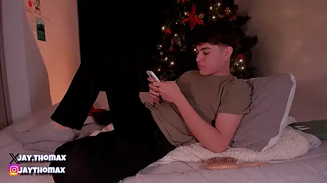 JaycoThomas online show from 12-14-24, 03:51