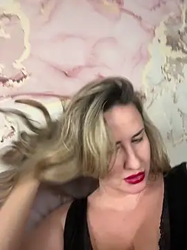 LanaShockk online show from 02-01-25, 05:26