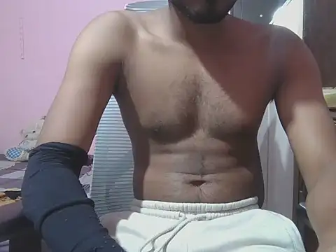 Snapshot of KissesBoyAD chatting on 10-08-25, 03:48 KissesBoyAD online show from 10-08-25, 03:48