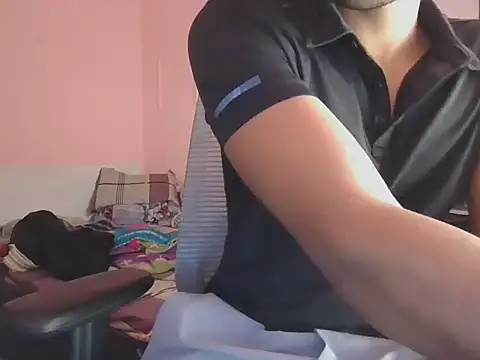 KissesBoyAD online show from 11-05-25, 04:29