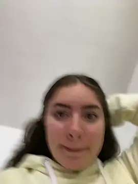 imlindapink online show from 02-23-25, 05:39