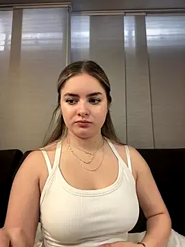 imlindapink online show from 09-24-25, 03:26