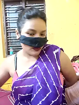 Radhikadavi879 online show from 02-08-25, 04:14