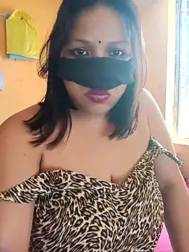 Radhikadavi879 online show from 03-06-25, 09:36