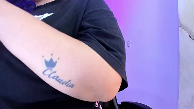 JulietaKane online show from 04-20-26, 09:16