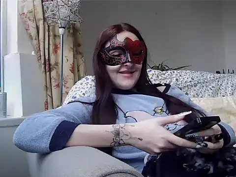 Snapshot of LexiSnowUK chatting on 03-13-26, 10:55 LexiSnowUK online show from 03-13-26, 10:55