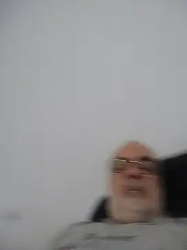 Snapshot of Satiro_Sevilla chatting on 01-10-26, 01:18 Satiro Sevilla online show from 01-10-26, 01:18