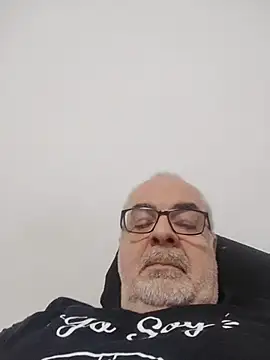 Snapshot of Satiro_Sevilla chatting on 01-17-26, 05:49 Satiro Sevilla online show from 01-17-26, 05:49