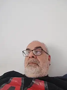 Snapshot of Satiro_Sevilla chatting on 02-26-26, 02:38 Satiro Sevilla online show from 02-26-26, 02:38