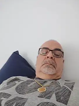 Snapshot of Satiro_Sevilla chatting on 03-01-26, 04:53 Satiro Sevilla online show from 03-01-26, 04:53