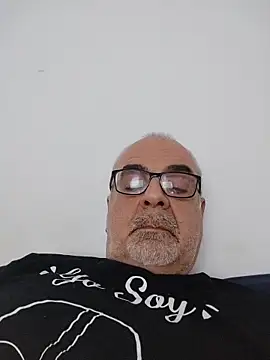 Snapshot of Satiro_Sevilla chatting on 03-15-26, 06:36 Satiro Sevilla online show from 03-15-26, 06:36