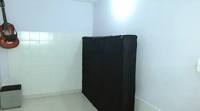 Snapshot of latino_hotxxx chatting on 12-23-24, 08:36 latino hotxxx online show from 12-23-24, 08:36