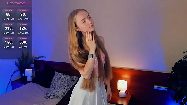 EsmaCarll online show from 12-07-24, 11:12