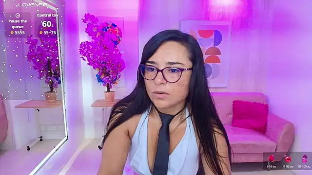 Tiara rr online show from 10-21-25, 07:36