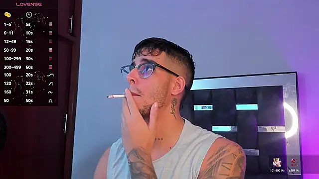 Snapshot of iamcamiloo_ chatting on 03-04-25, 01:34 iamcamiloo online show from 03-04-25, 01:34
