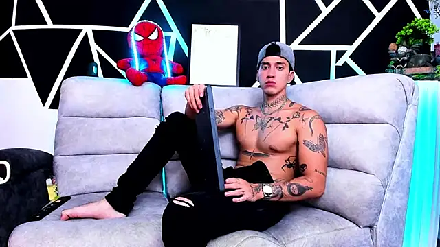 JUSTIN FULLER1 online show from 03-10-25, 04:49