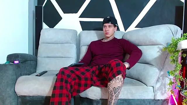 JUSTIN FULLER1 online show from 11-20-25, 08:41