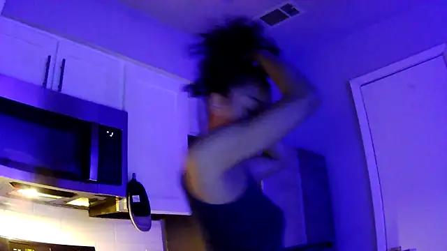 Snapshot of redbonejada chatting on 02-05-26, 04:11 redbonejada online show from 02-05-26, 04:11