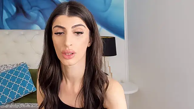 SkinnyDolly online show from 02-15-25, 08:01