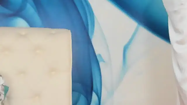 SkinnyDolly online show from 04-19-26, 02:11