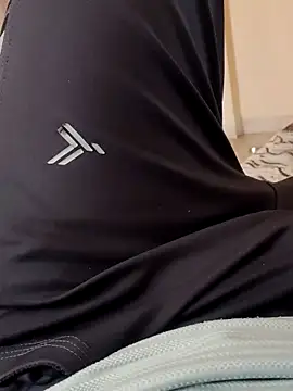 Snapshot of MrNick74 chatting on 12-21-25, 07:48 MrNick74 online show from 12-21-25, 07:48