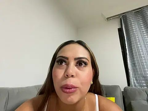 lariic online show from 03-21-25, 10:06