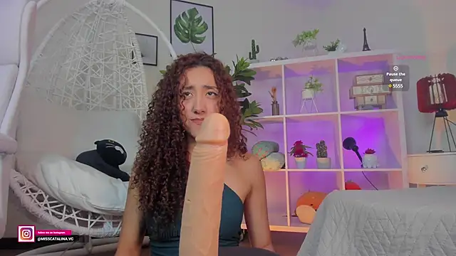Snapshot of miss_catalinaa chatting on 01-15-25, 02:46 miss catalinaa online show from 01-15-25, 02:46